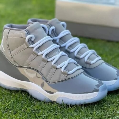 AJ4 Cool Gray Jordan Pallet