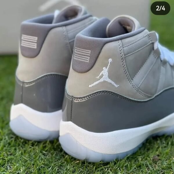 aj4-cool-gray-jordan-pallet-3.jpg AJ4 Cool Gray Jordan Pallet