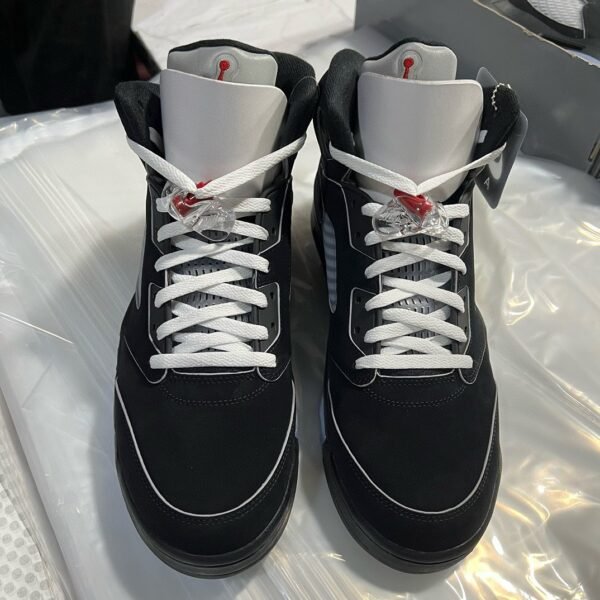 aj5-black-wings-jordan-pallet-1.jpg AJ5 Black Wings Jordan Pallet