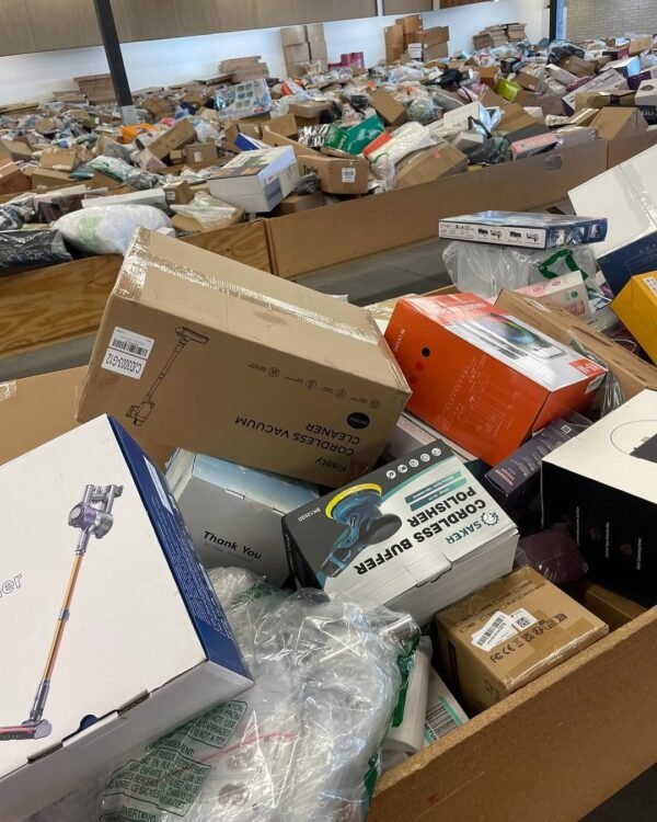 amazon-return-pallet-300-2.jpg Amazon Return Pallets (Small)