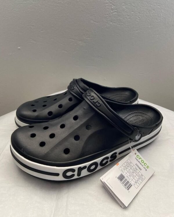 crocs-pallets-2.jpg Crocs Pallets