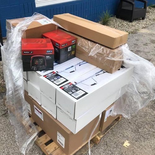 fishing-gear.jpg Fishing Gear Items Pallet
