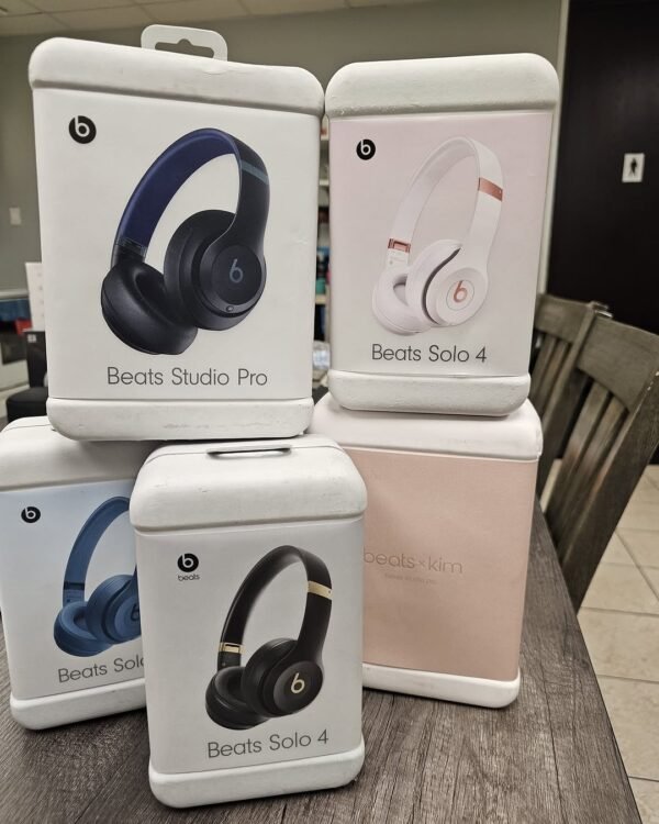 headphone-pallets-1.jpg Headphone Pallets