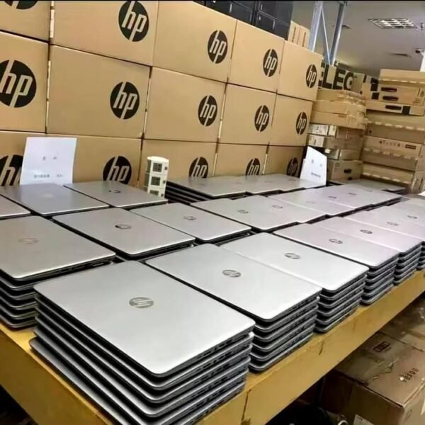 hp-dell-laptop-pallets-4.jpg HP & Dell Laptop Pallets