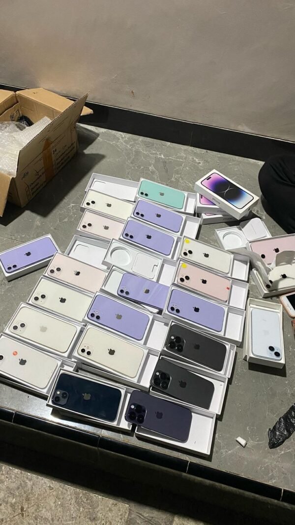 iphone-mixed-pallets-2.jpg iPhone Mixed Models Pallet