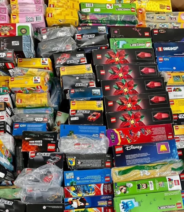 lego-pallets-3.jpg LEGO Pallets