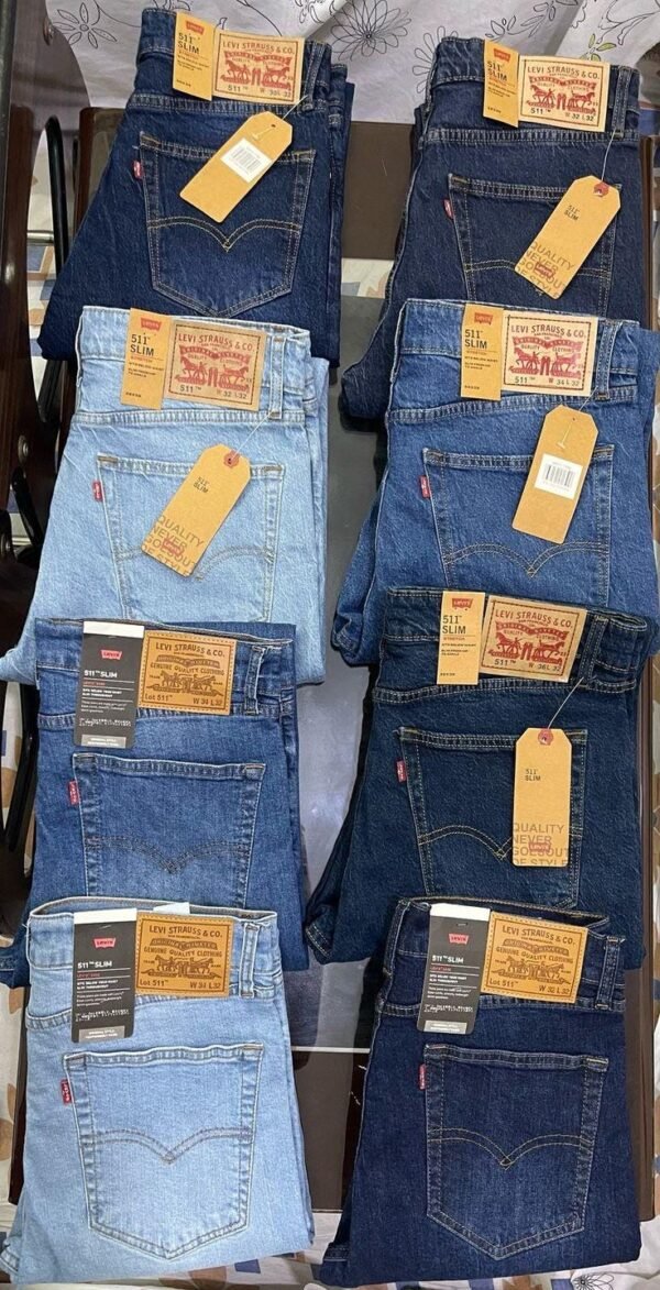levis-wholesale-pallets-1.jpg Levi's Wholesale Pallets