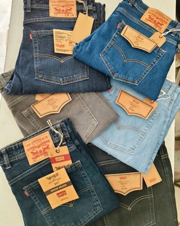 levis-wholesale-pallets-2.jpg Levi's Wholesale Pallets
