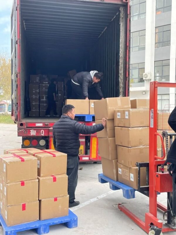 macys-textile-truckload-3.jpg Macy's Textile Truckload