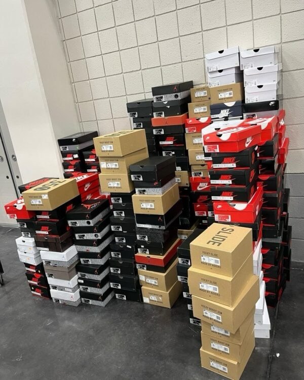nike-shoe-pallets-4.jpg Nike Shoe Pallets