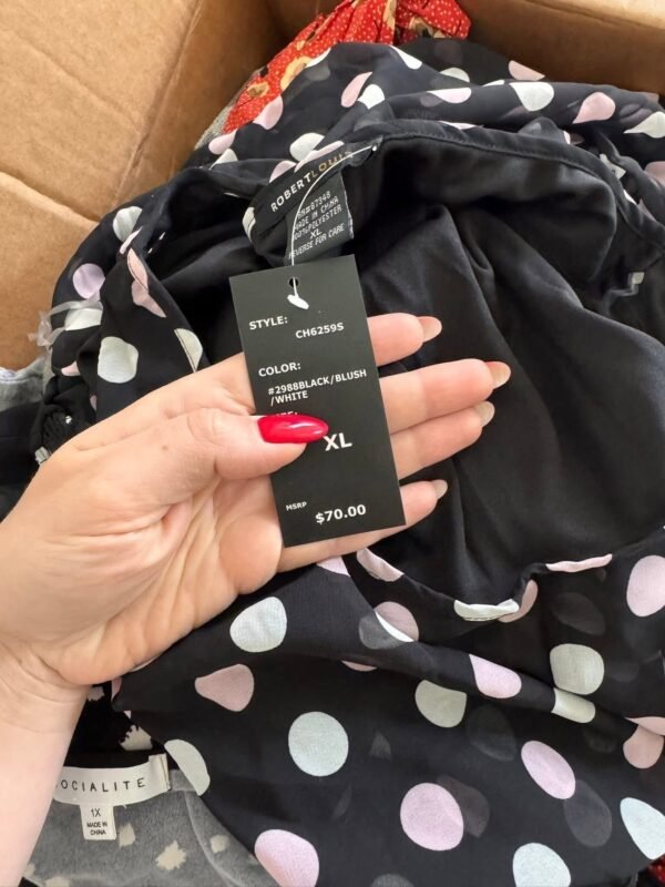 nordstrom-liquidation-pallets-2.jpg Nordstrom Liquidation Apparel Pieces Pallet