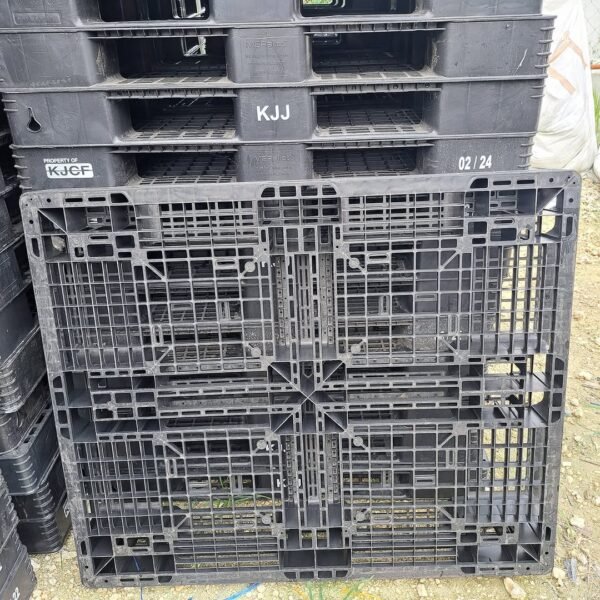plastic-pallets-2.jpg Plastic Pallets