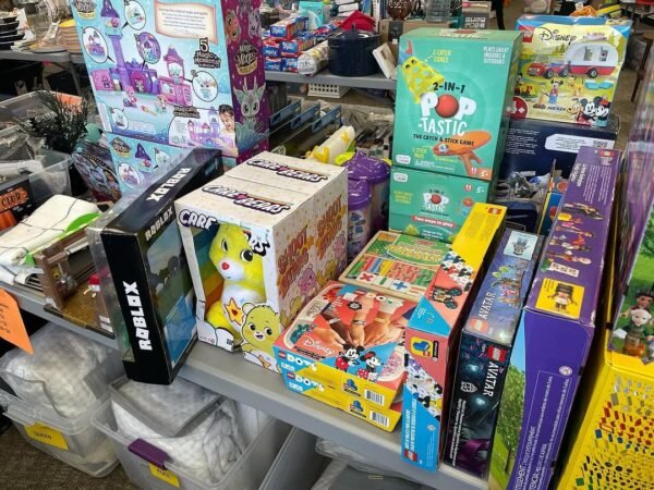 toy-pallets-1.jpg Toy Pallets