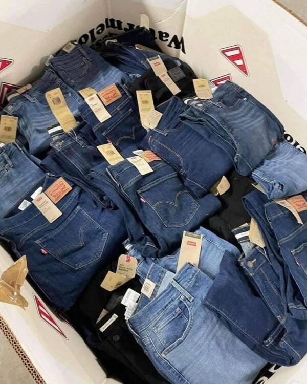 wholesale-jeans-clothing-pallets-4.jpg Branded Jeans Pieces Pallet