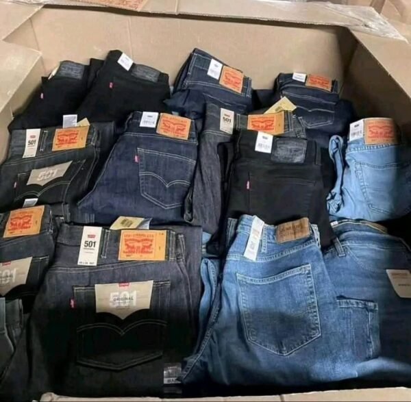 wholesale-jeans-clothing-pallets-7.jpg Branded Jeans Pieces Pallet