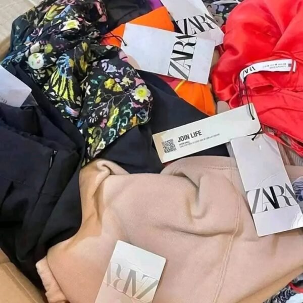 zara-clothing-pallets-2.jpg Zara Clothing Pallets